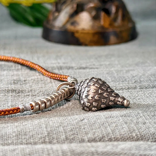 Dharma Conch Shell Necklace — Tibetan Buddhist Blessing Pendant for Peace & Positive Energy