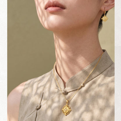 Wealth Coin Series | 18K Gold Plated Brushed Medallion Necklace