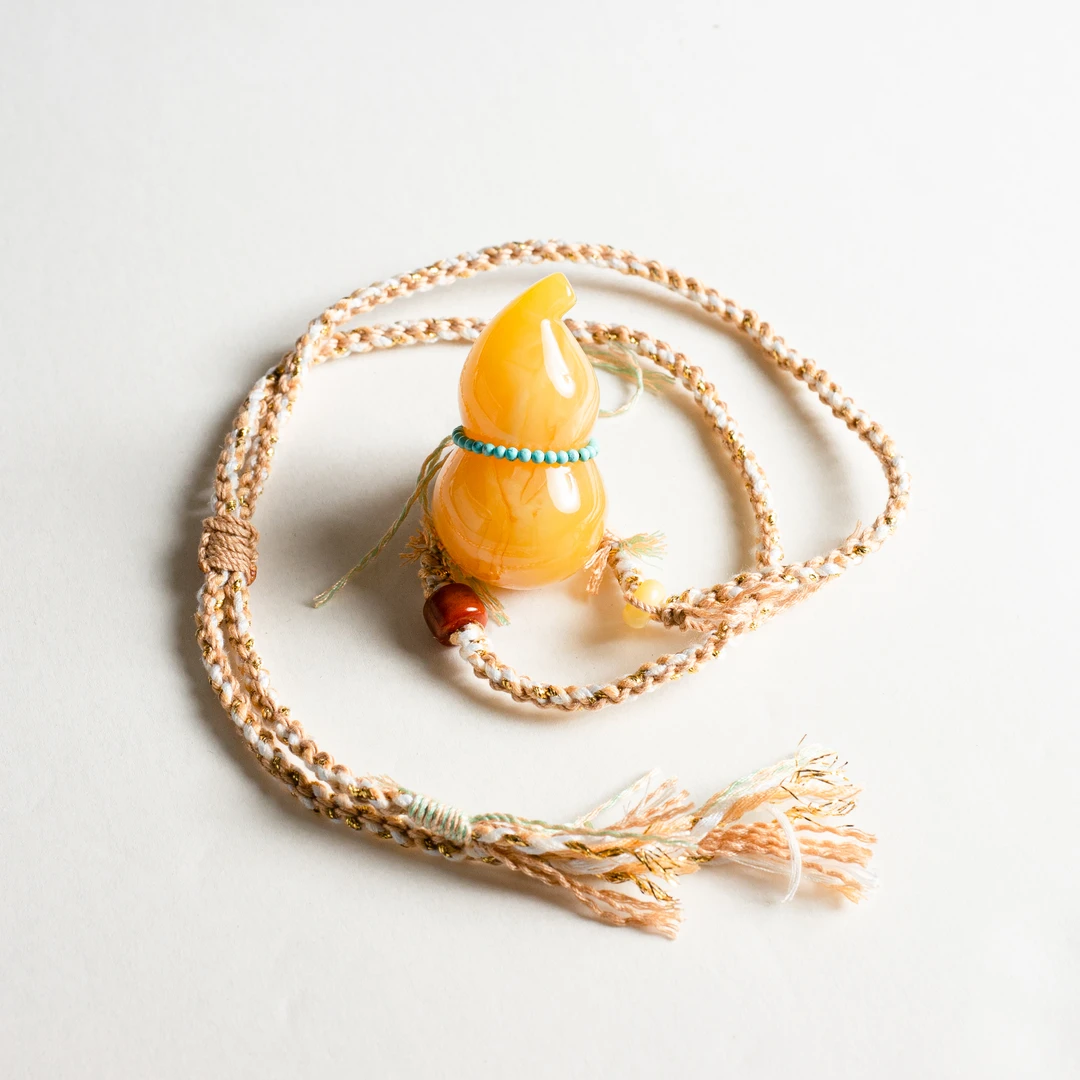 ZenWuxiang Honey Amber Gourd Necklace with Turquoise