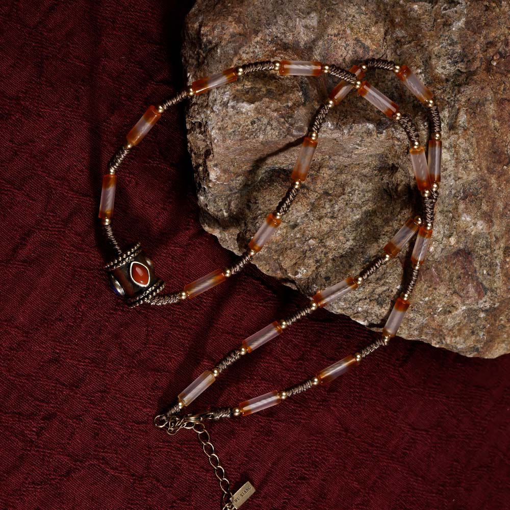 ZenWuxiang Tibetan Mani Stone Agate Necklace, Boho Ethnic Necklace with Natural Agate Beads, Lulutong Bead & Brass Charm, Vintage Tibetan Protection Jewelry