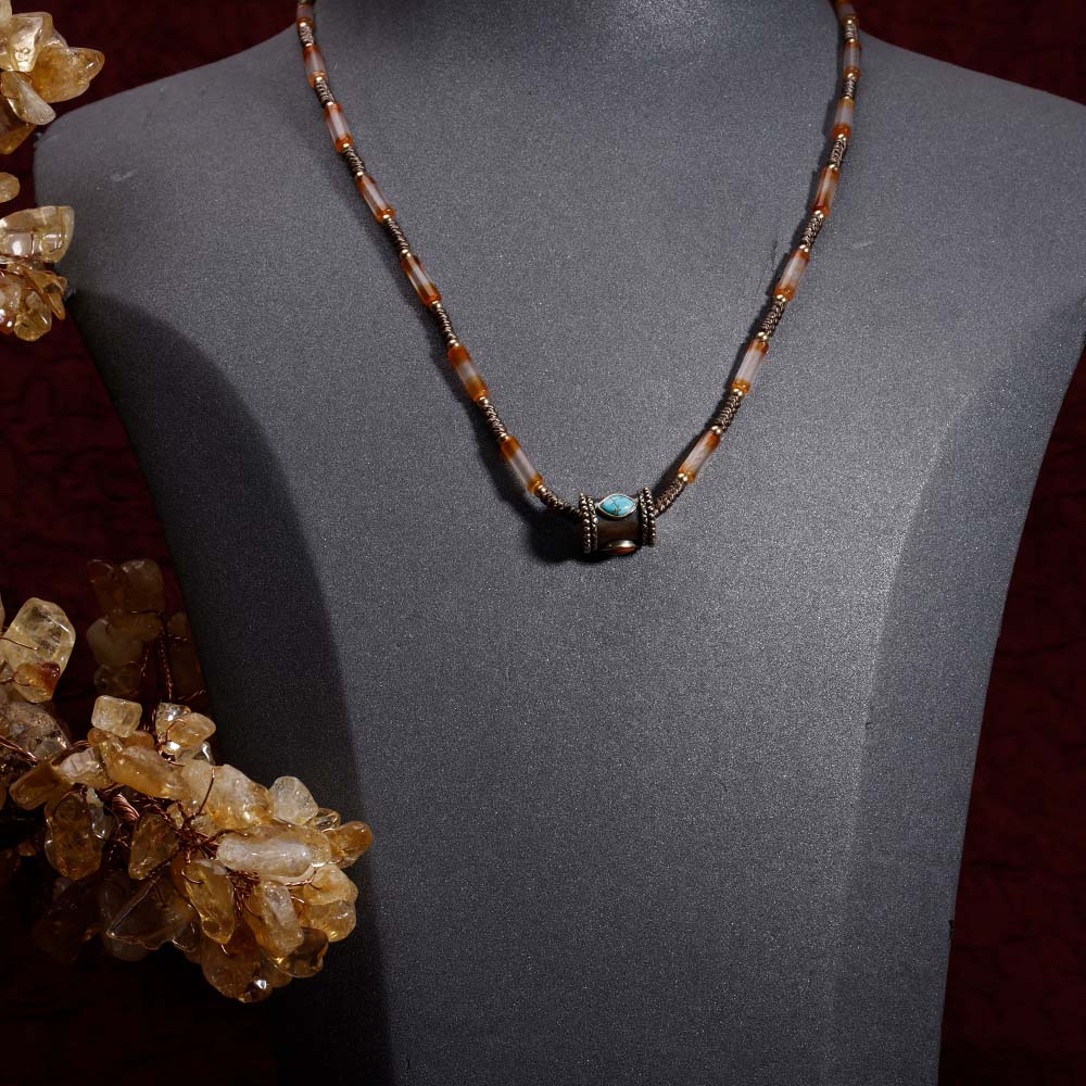 ZenWuxiang Tibetan Mani Stone Agate Necklace, Boho Ethnic Necklace with Natural Agate Beads, Lulutong Bead & Brass Charm, Vintage Tibetan Protection Jewelry