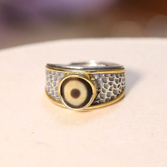 Single-Eye Dzi Bead Ring — Tibetan Protection Ring for Wisdom & Spiritual Clarity
