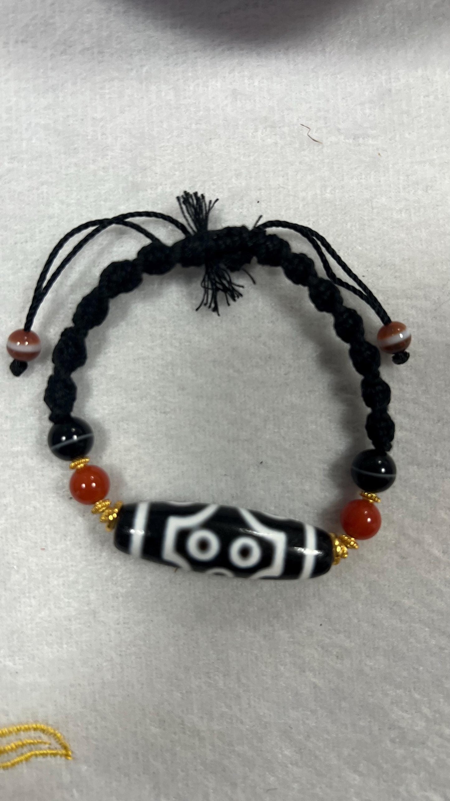 ZenWuxiang Seven-Eye Dzi Bead Bracelet | Handcrafted Tibetan Protection Amulet | Red Agate & Black Onyx