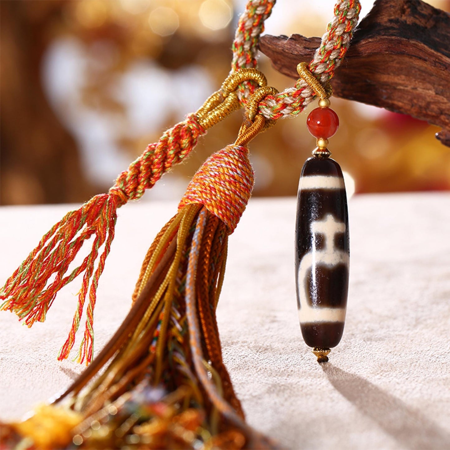 ZenWuxiang Tibetan Treasure Vase Dzi Bead Car Hanging | Natural Agate Amulet Copper Tassel Decor