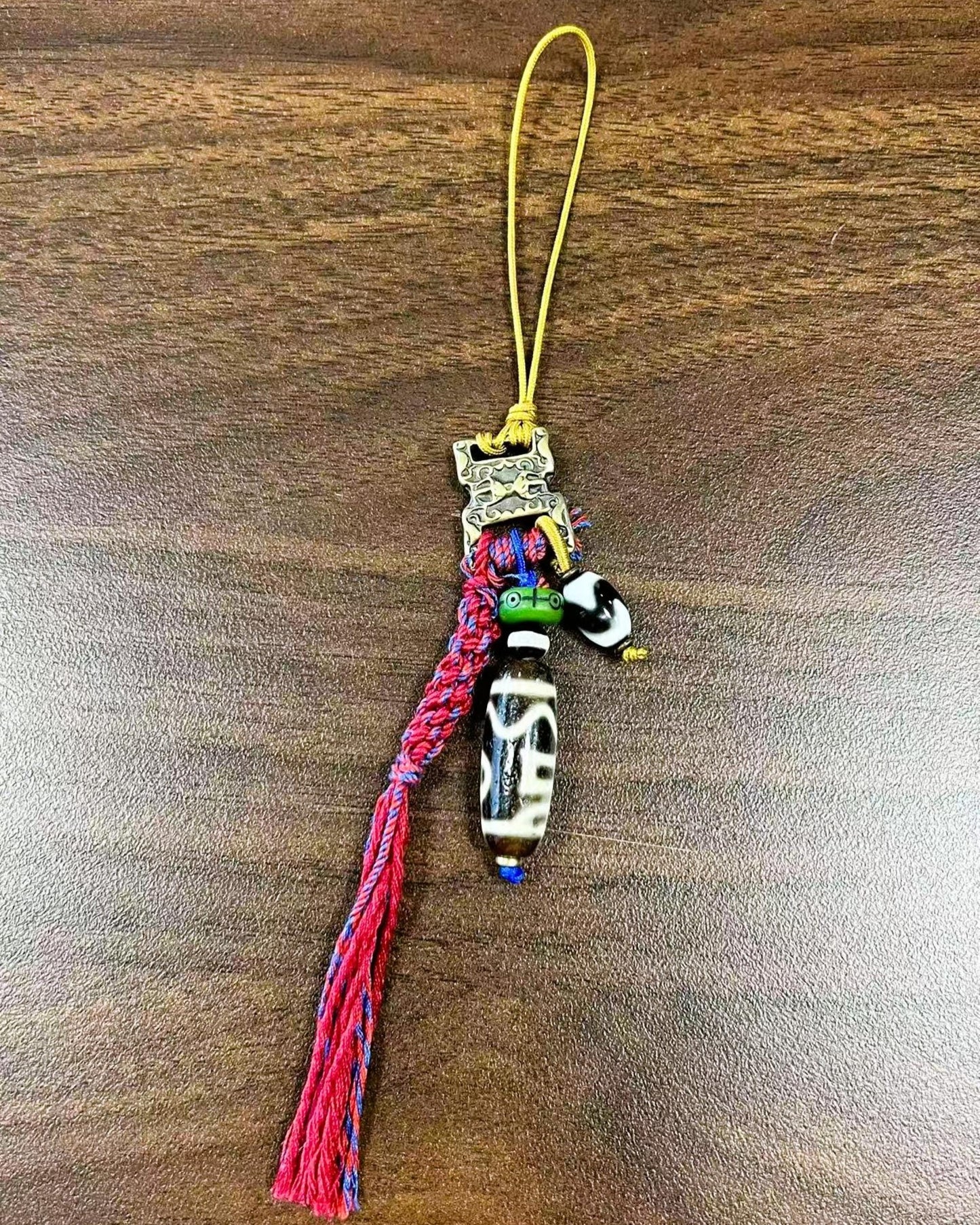 ZenWuxiang Tibetan Dzi Bead Phone Charm | Sacred Agate Treasure Vase Amulet Handmade Tassel Strap